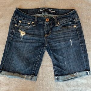 American Eagle Denim Short. Size 00